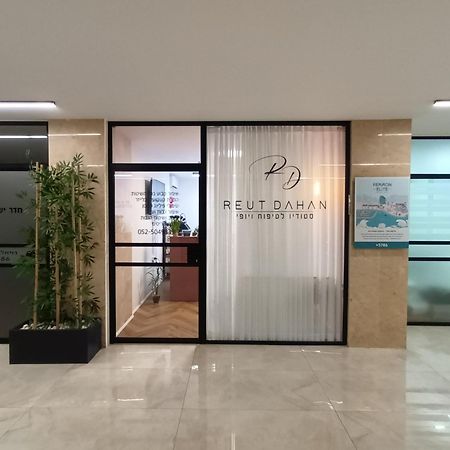 Beach Suite Israel- Best View, Gym, Massage Chair, Low Fee For Off-Site Indoor Pool Spa ביץ סוייט ישראל- נוף ים מאלף, כיסא מסאז, חדר כושר, אפשרות לבריכה מקורה, וספא בתשלום ממש מוזל Askelón Kültér fotó